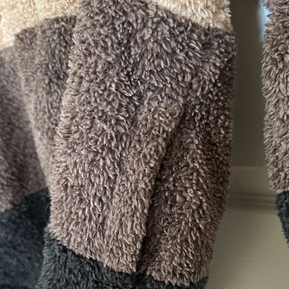 Maurices Colorblock Half-Zip Hoodie - Picture 5 of 7